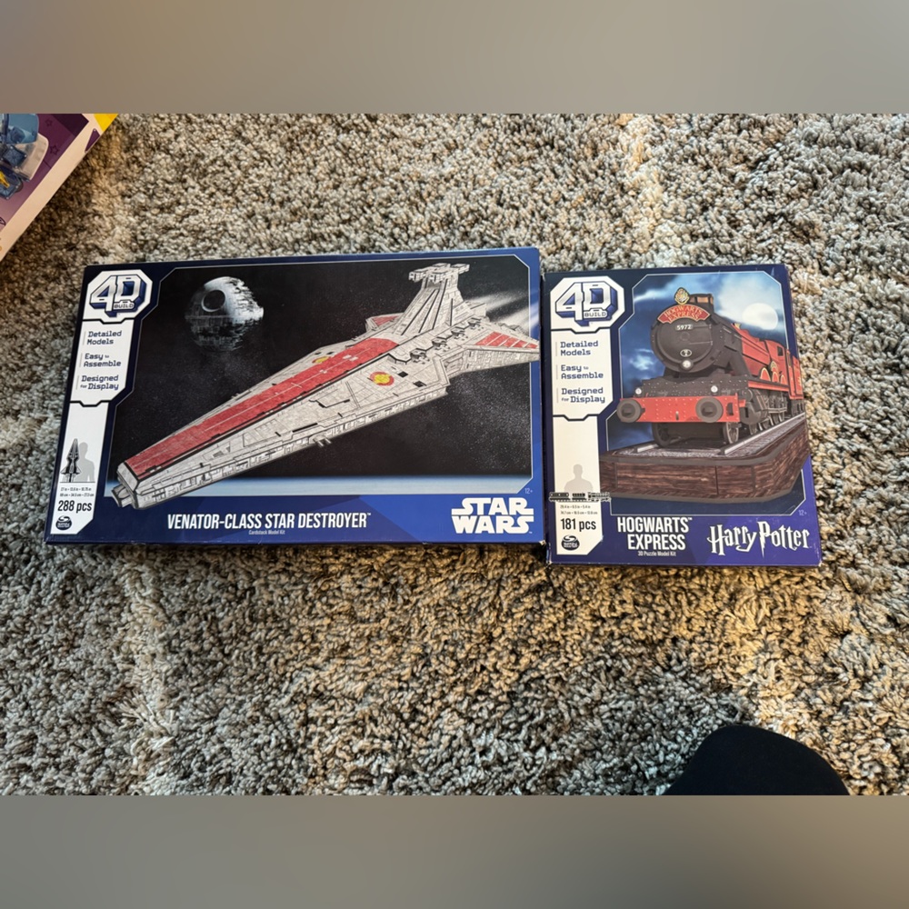Star Wars Venator-Class Star Destroyer Building Set and Harry Potter Train